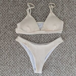Cream Textured Bikini Set Size Medium
